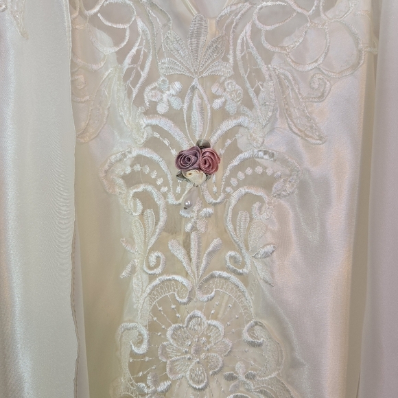 Expressions by California Dynasty beautiful VINTAGE bridal nite gown & robe set - Picture 3 of 16